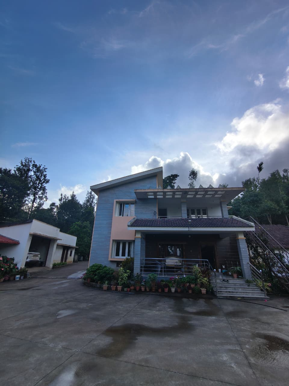 Niruttara Homestay